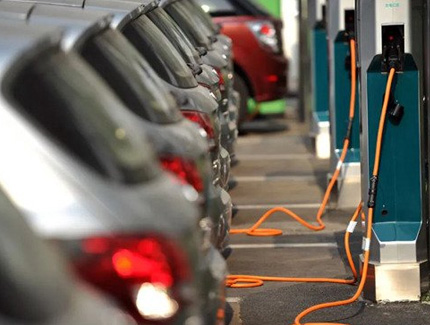 Empoderar a los propietarios de vehículos eléctricos en zonas rurales: soluciones de carga innovadoras